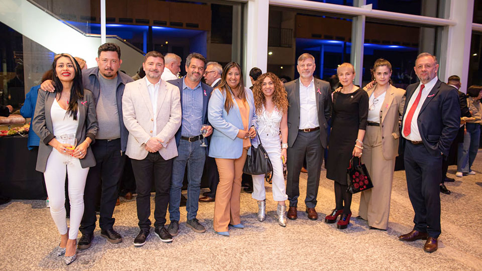 imagen de los disertantes y conferencias